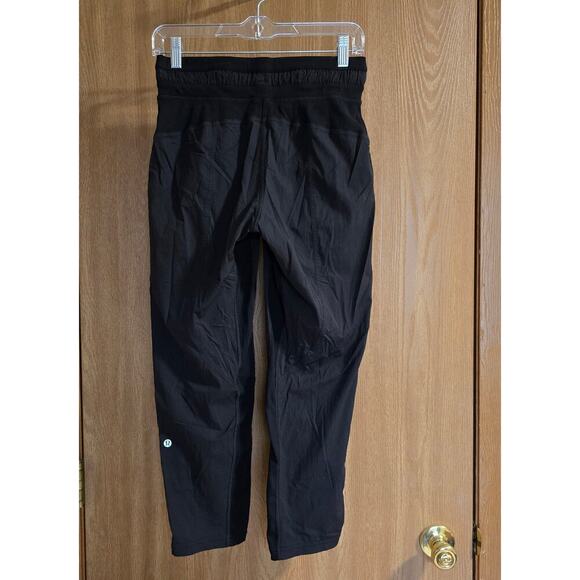 Lululemon Dance Studio Mid-Rise Crop 25" - Picture 3 of 13